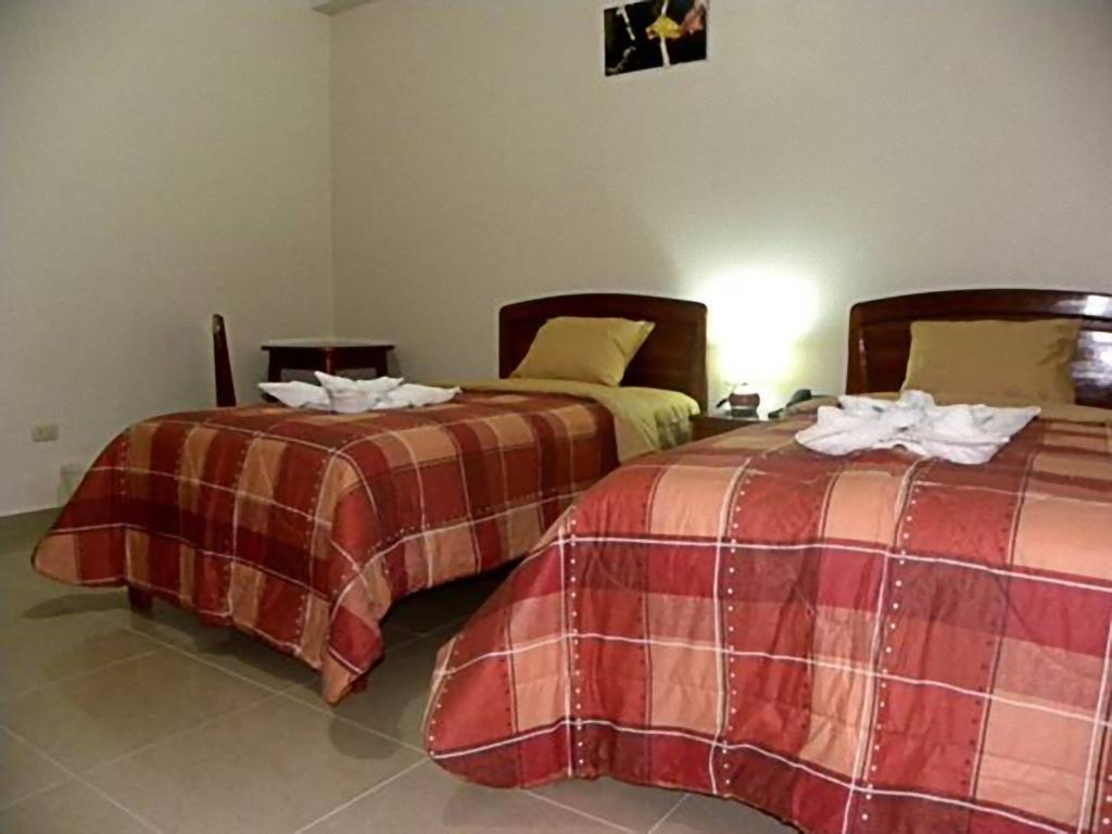 Hotel Jose Antonios Inn Puerto Maldonado Camera foto