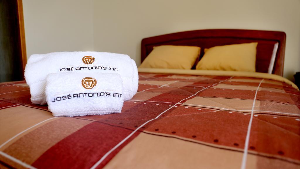 Hotel Jose Antonios Inn Puerto Maldonado Camera foto
