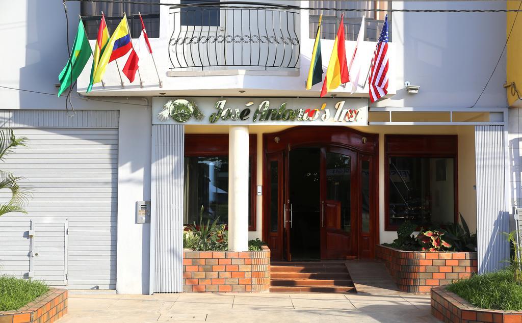 Hotel Jose Antonios Inn Puerto Maldonado Esterno foto