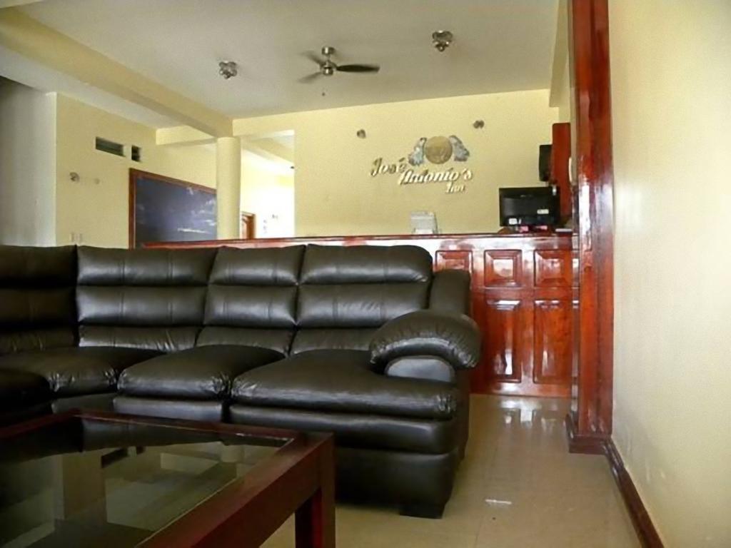 Hotel Jose Antonios Inn Puerto Maldonado Esterno foto