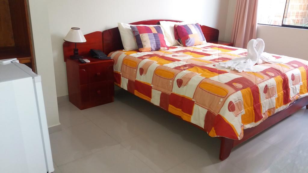 Hotel Jose Antonios Inn Puerto Maldonado Esterno foto